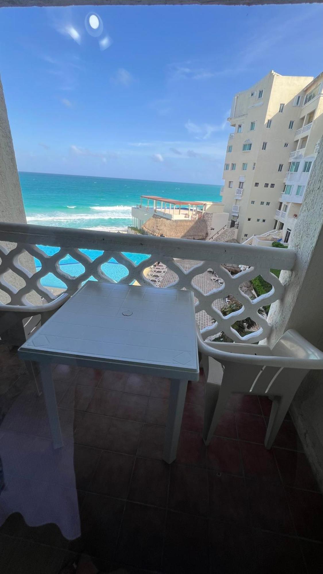 “Magic Sunrise At Cancun” Eksteriør billede
