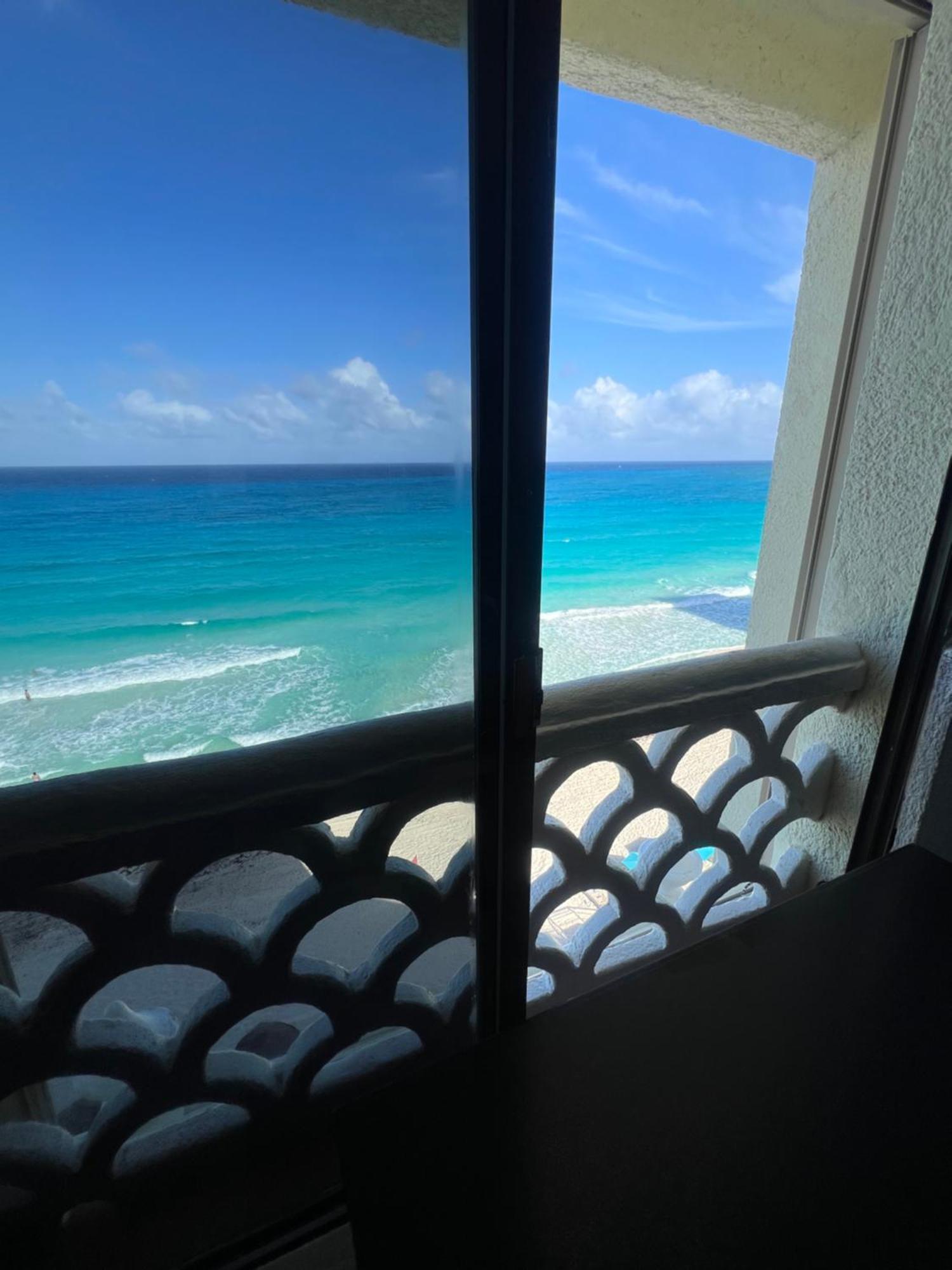 “Magic Sunrise At Cancun” Eksteriør billede